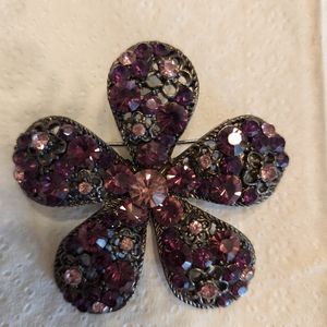 Vintage fine jewelry brooch